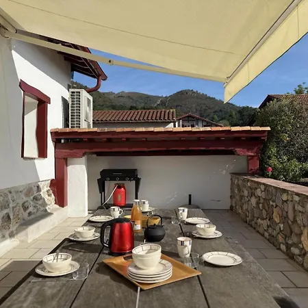 Martirenia Tatil Evi Ossès