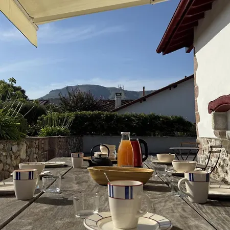 Tatil Evi Martirenia *